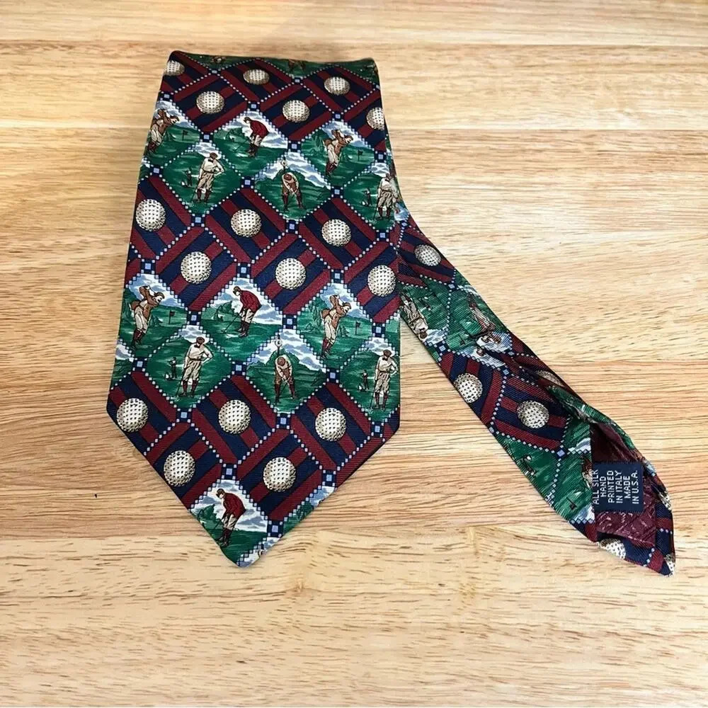 Roundtree & Yorke Golf Pattern Silk Tie
